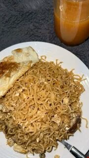 Stir fried noodles image
