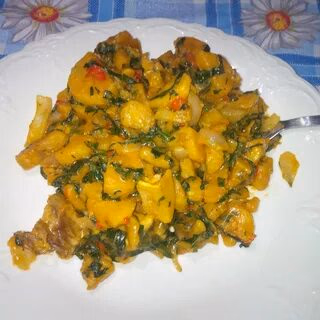 Plantain porridge with dry fish image