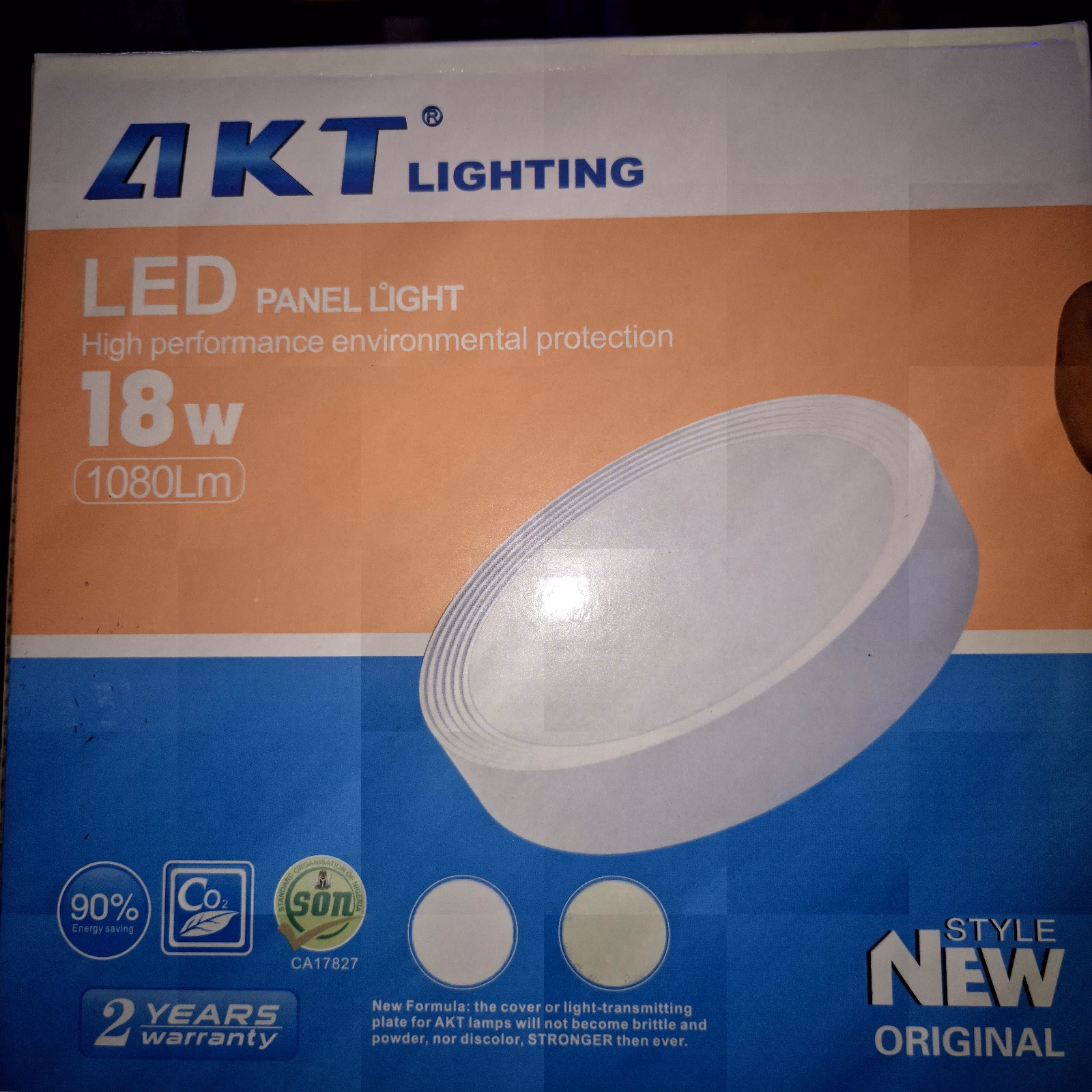 Akt 18w Surface panel light image
